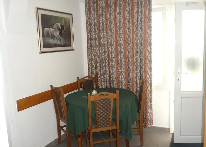 Pensionat Dada 3*