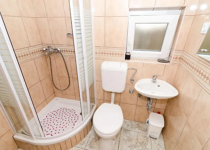 다다 게스트하우스